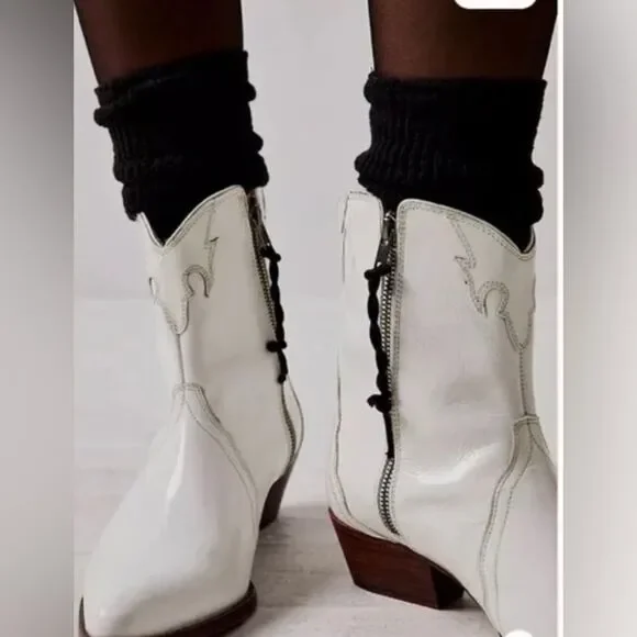 NEW Free People White Frontier Patent Leather Western Boots 9 EUR 39.5 - Picture 3 of 13